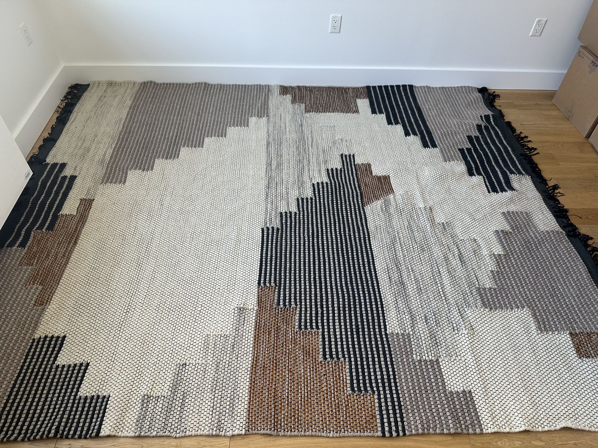 West Elm Colca Flatweave Wool Rug 8x10