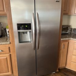 Frigidaire Gallery Refrigerator