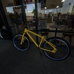 Thruster Wheelie Bike 