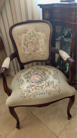 Monte Cristo Set of 2 French antique chairs