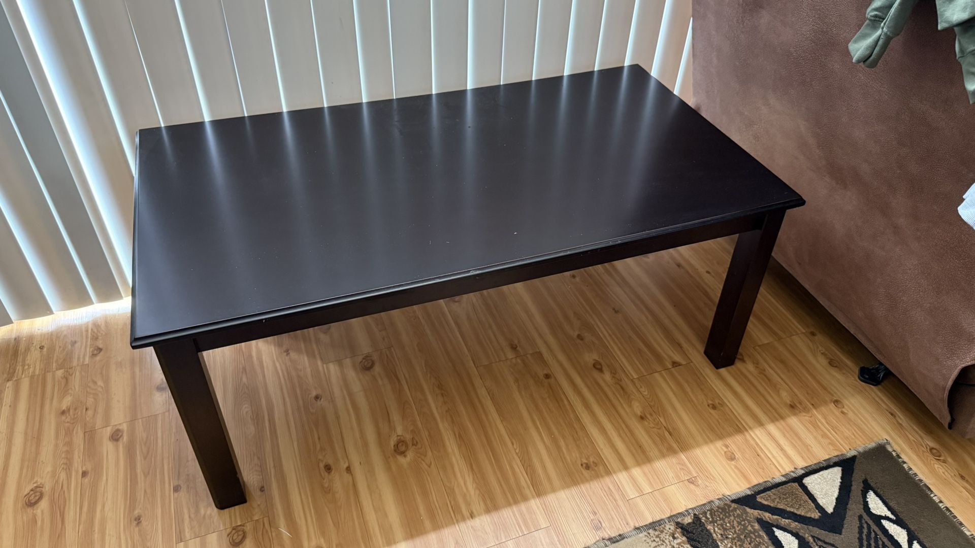 Low coffee table