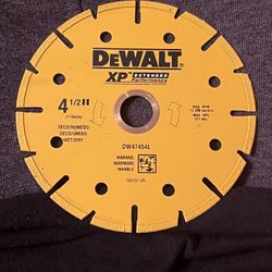 DeWALT XP EXTENDED PERFORMANCE 4.5 Inch