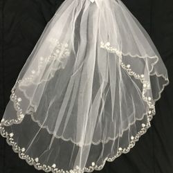 White flower bead sequin scalp edge veil w/ Swarvoski crystals