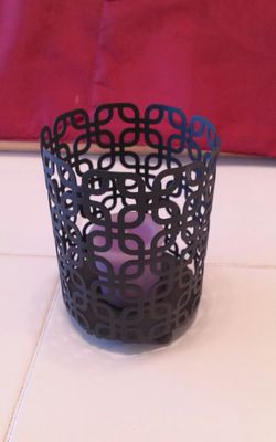 BROWN METAL CANDLE HOLDER
