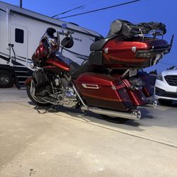 2014 Harley Davidson Electra Glide Ultra Limited CVO