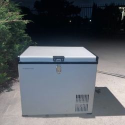 Portable Fridge/Freezer Edgestar FP430