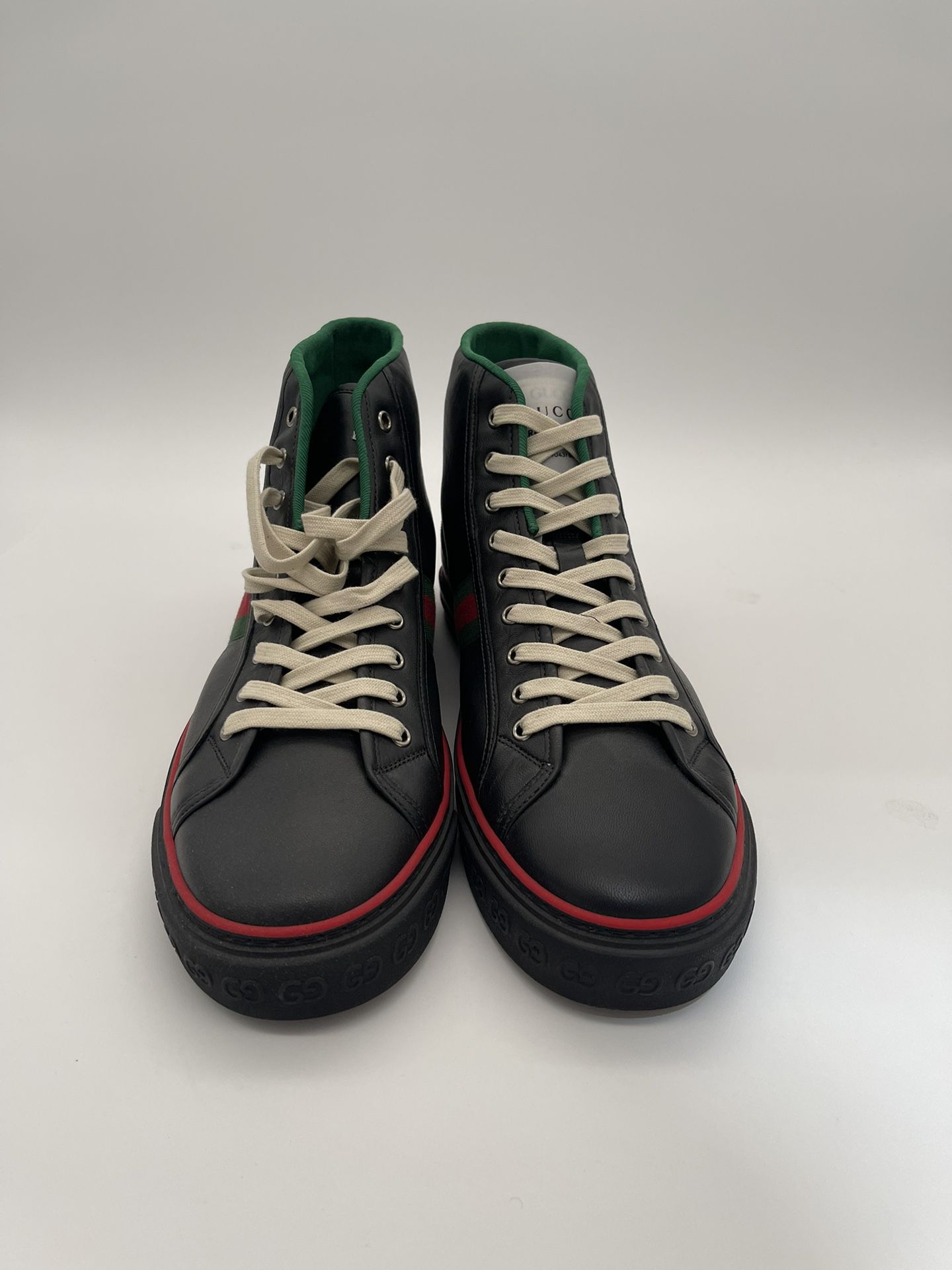 Gucci Black Leather High tops Sneakers