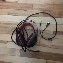Gaming Headphones With Mic USB Support And Audio Cable