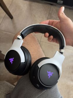 Razer Kaira Pro Wireless Gaming Headset (RZ04-0403) – Works Great