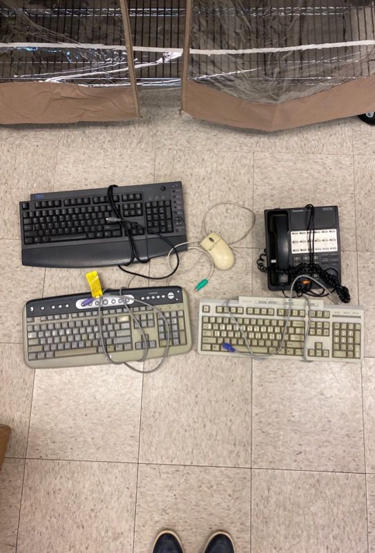 Keyboards, mouse and phone compatible with old hp computers