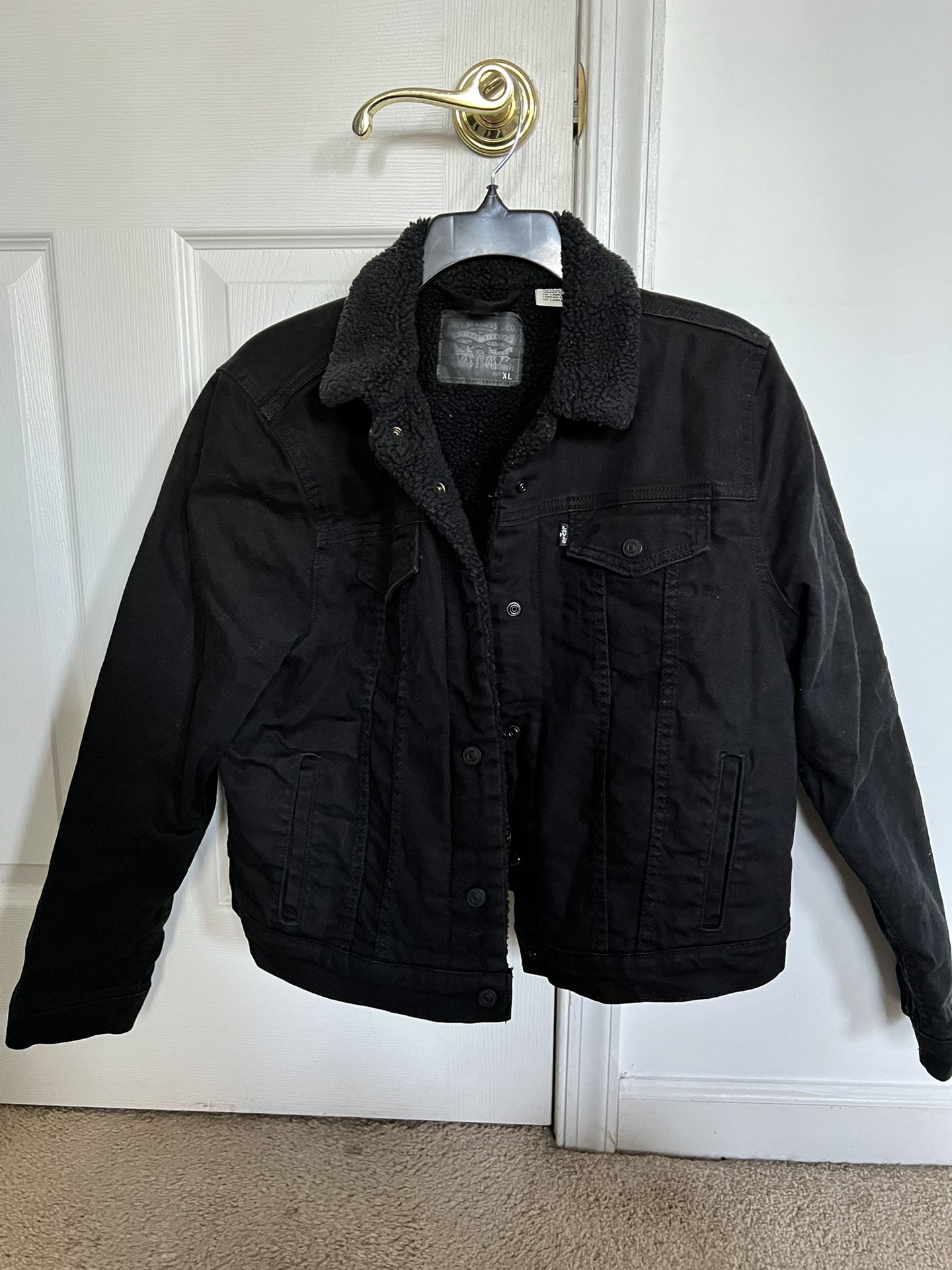 Black Levi Denim Jacket Size XL