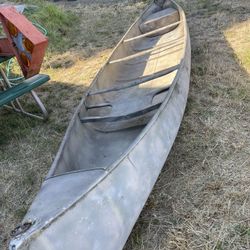 Grumman 17toot Canoe w Mercury motor