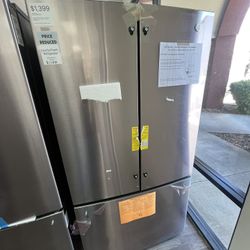 $1100 GE ENERGY STAR Counter Depth Refrigerator 