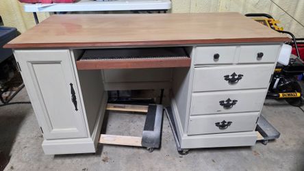 Desk