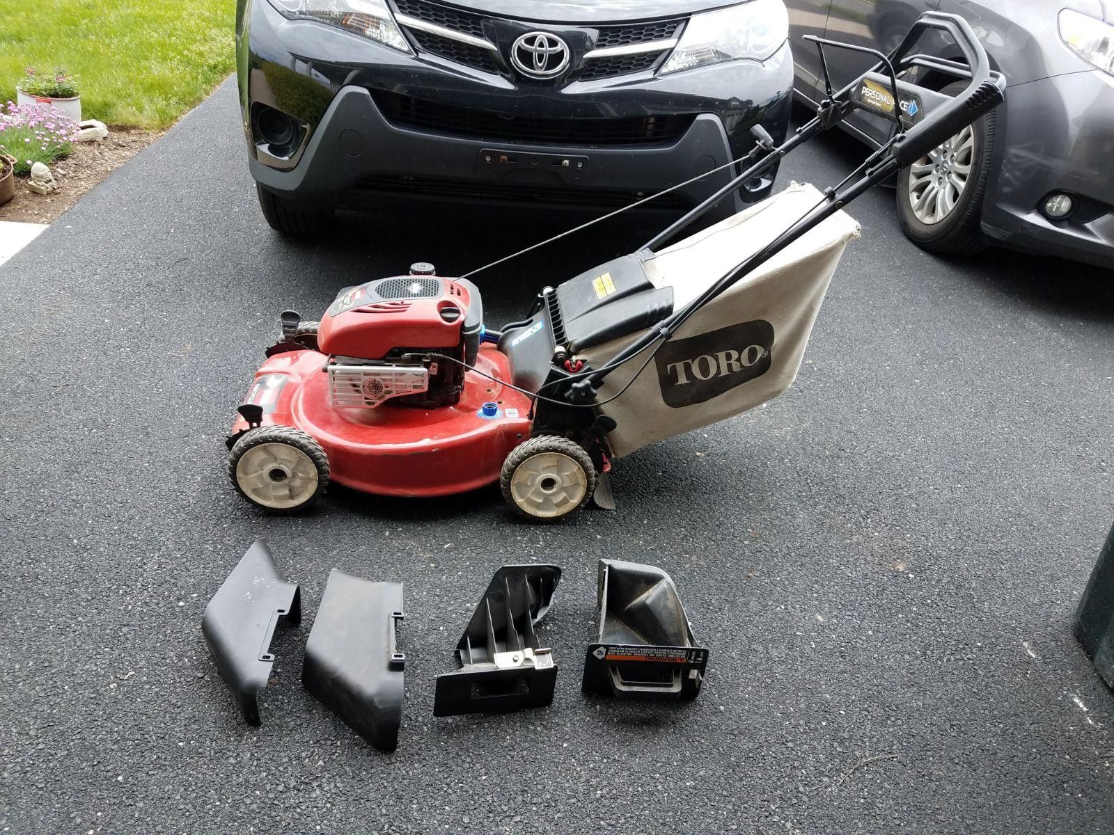 PRICE REDUCED TORO 22inch Personal Pace Recycler Lawn Mower. Model