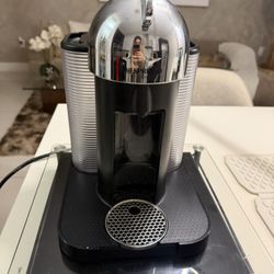 cafetera Nespresso 