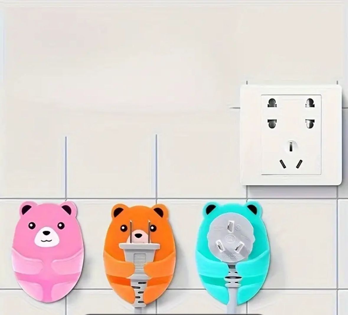 4pcs Non-punching Plug Hook Plug Hook Power Socket