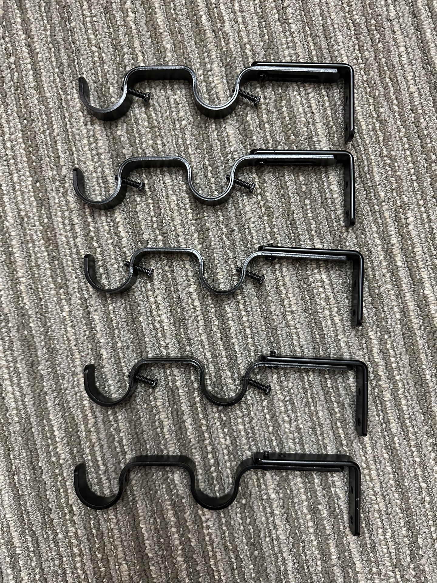 Adjustable Double Rod Holder,