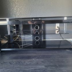 Entertainment/TV Stand
