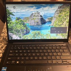 ASUS viviobook Lap Top 