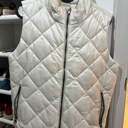 Women’s Patagonia Puffer Vest Size Small