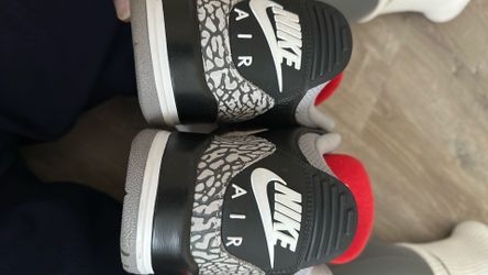 2018 Air Jordan 3 black cement size 10