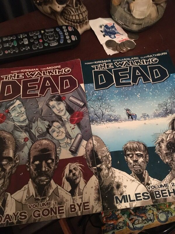 Walking dead graphic novels
