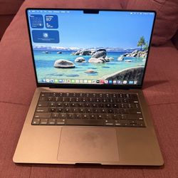 Apple Macbook Pro 14inch M3 Pro chip 18GB 512GB Space Black