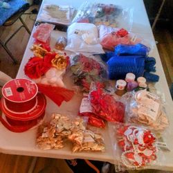 Miscellaneous Party And Decor Items 