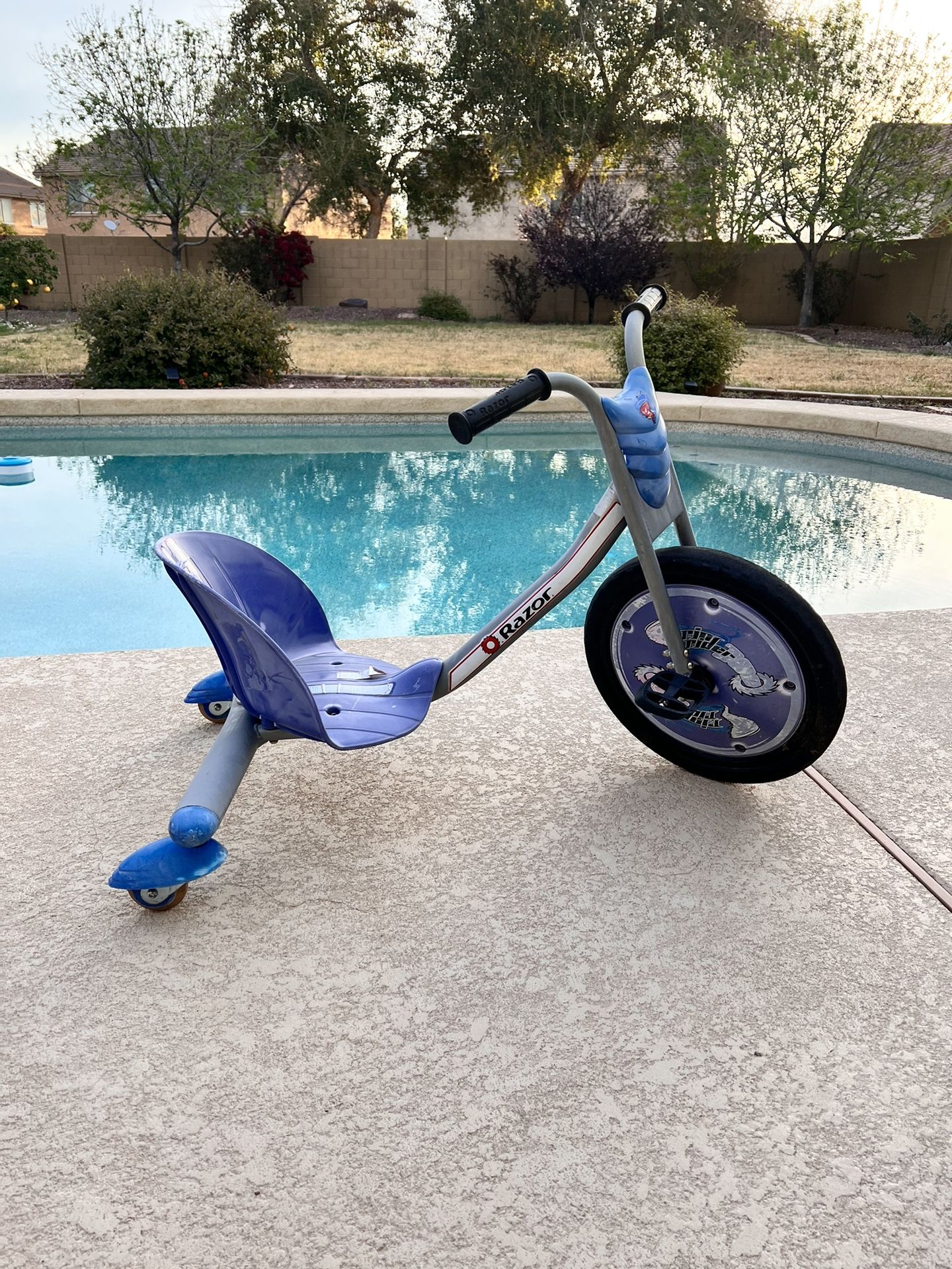 Zip Rider Razor Trike Razor Tricycle