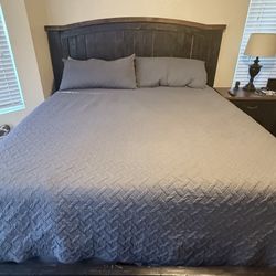 King size bed with dresser and two nightstands