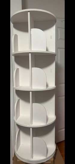 Rotating bookshelf