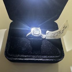 2CT Lab Diamond Engagement Ring – IGI Certified | Stunning Sparkle.
