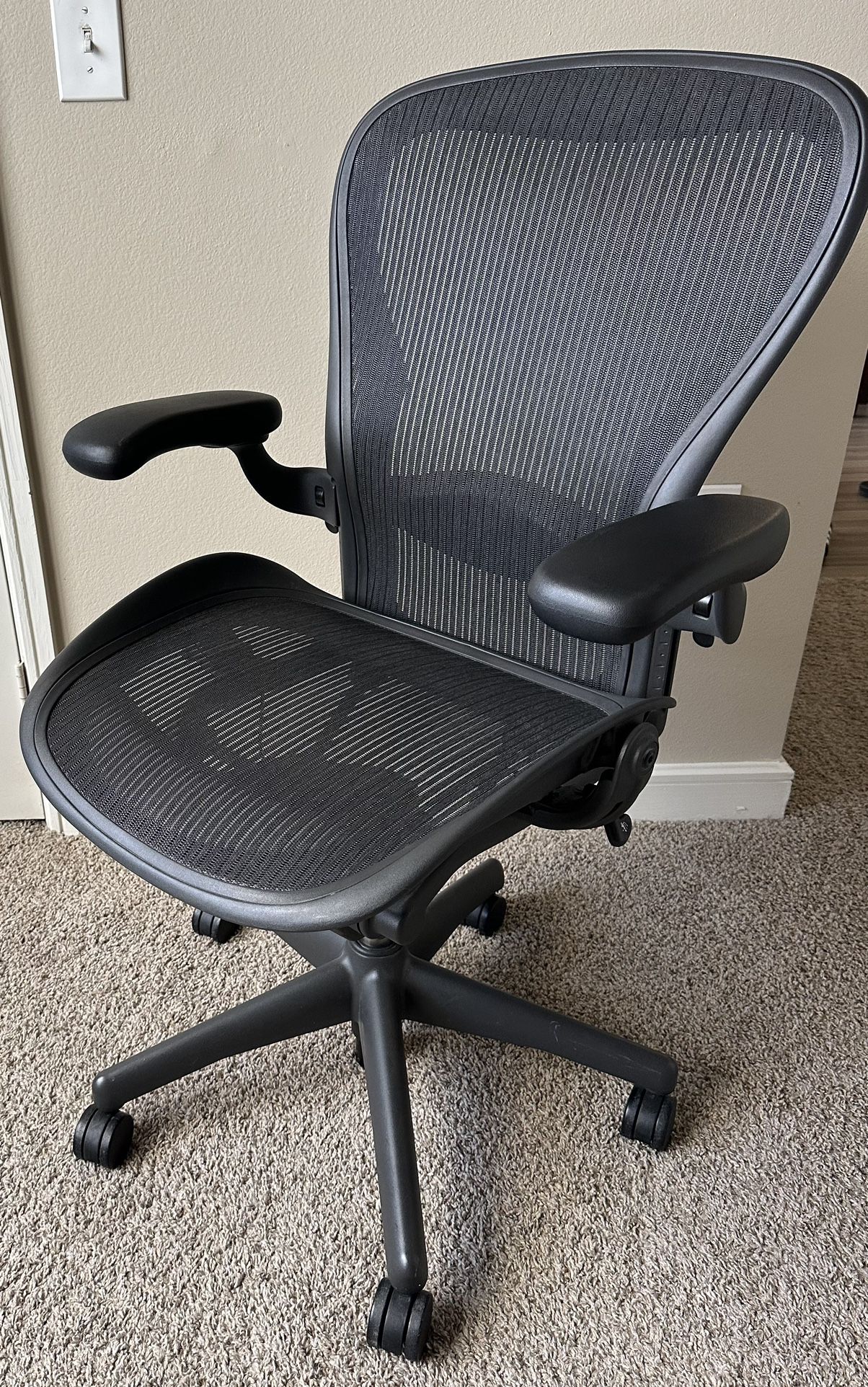 Herman miller Aeron Size C office chair in perfect condition