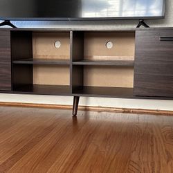 TV Stand - 75 Inch