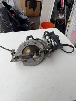 SKILSAW SHD77 7-1/4” Worm Drive Circular Saw