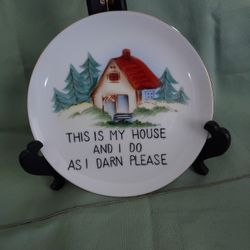 1960's NORCREST DECORATIVE PLATE