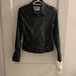 Women’s Faux Leather Motorcycle Style Jacket.     S.      Mint.      ON SALE NOW 