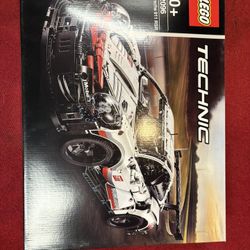 Must Go LEGO TECHNIC Porsche 911 RSR set number 42096