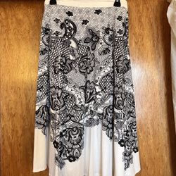 Woman’s Skirt Size S