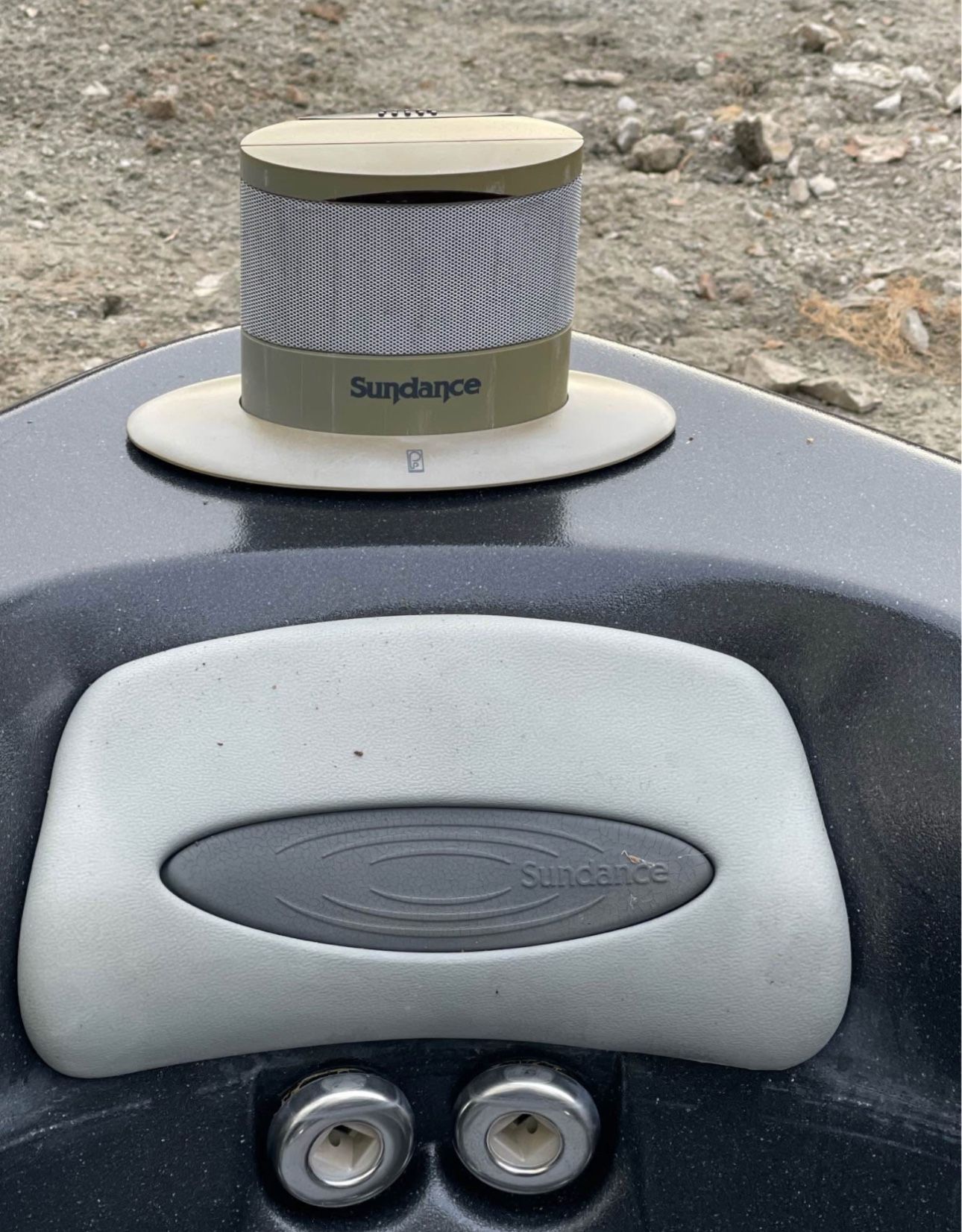 HOTTUB Note: I am giving away the hot tub for free.