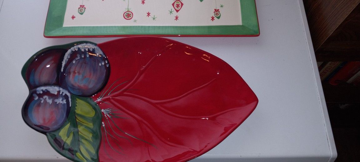 Christmas Serving Dishes