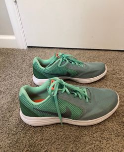 Nike Women's Revolution 3 Running Shoe Cannon/Green Glow Size 9.5