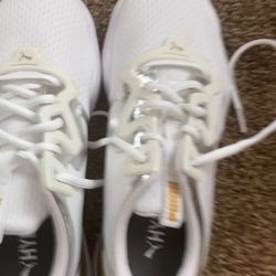 Women’s puma Gym/Workout Shoes