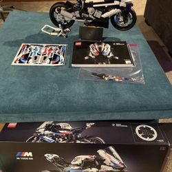 Lego technic BMW M 1000 RR - 42130