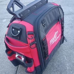 Milwaukee 15in Structured Tool Bag