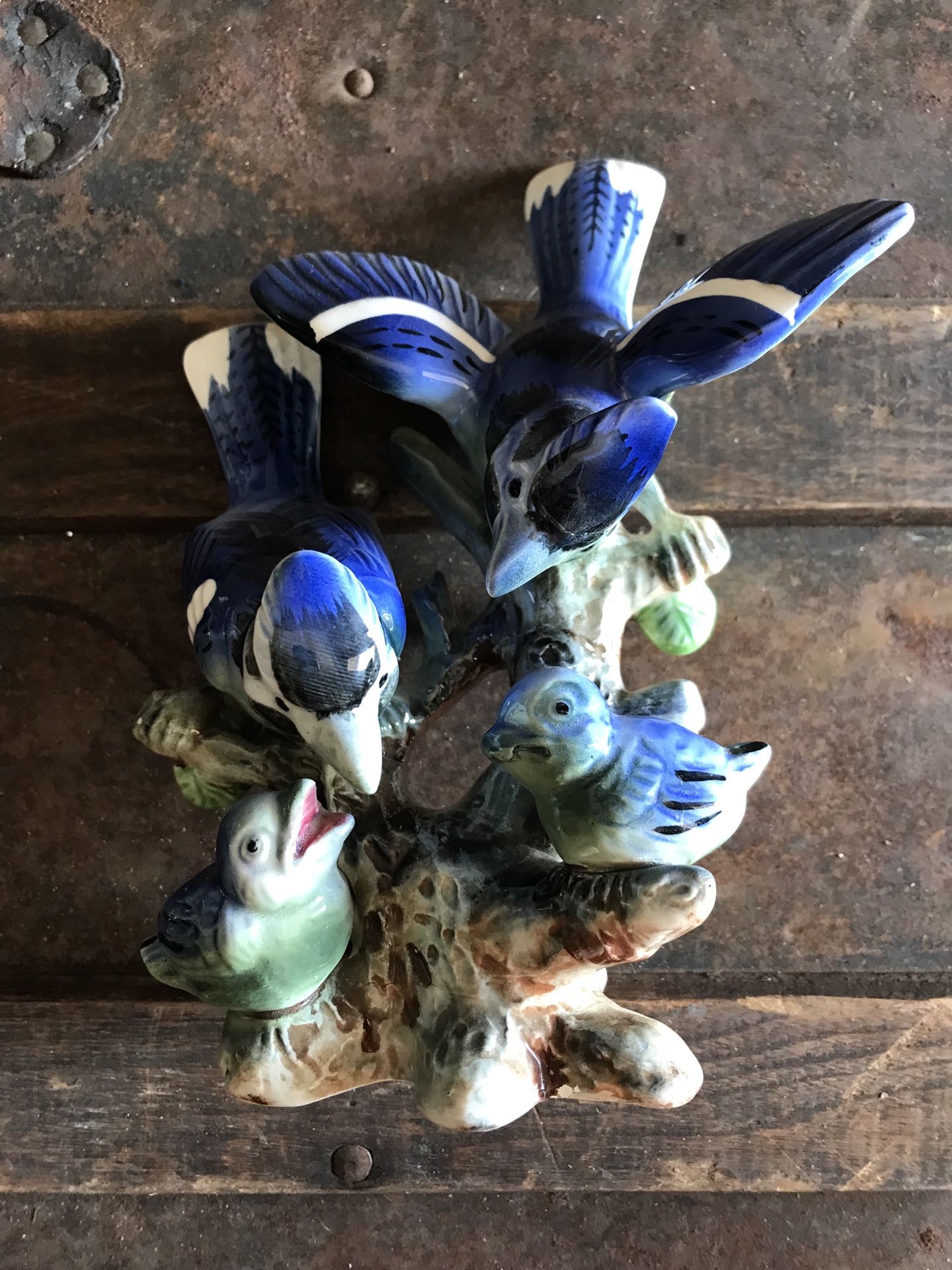 Pretty Bird Statue