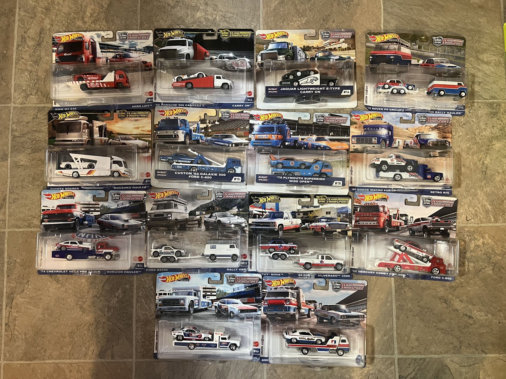 14 Hot Wheels Team Transports