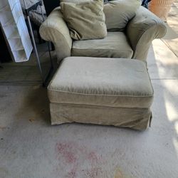 Olive  Comfy  Chair W/ Ottoman 