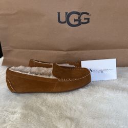 KOOLABURRA BY UGG moccasins Women SIZE 9